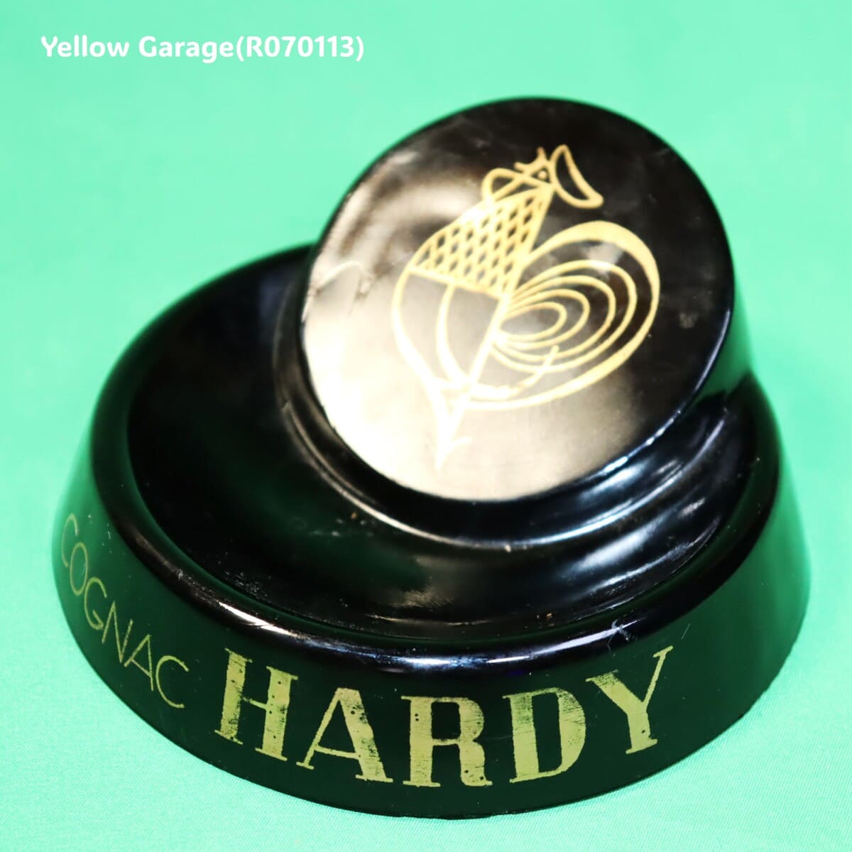 HARDY コニャック・ゴールドロゴ付き ベークライト灰皿（ヴィンテージ）