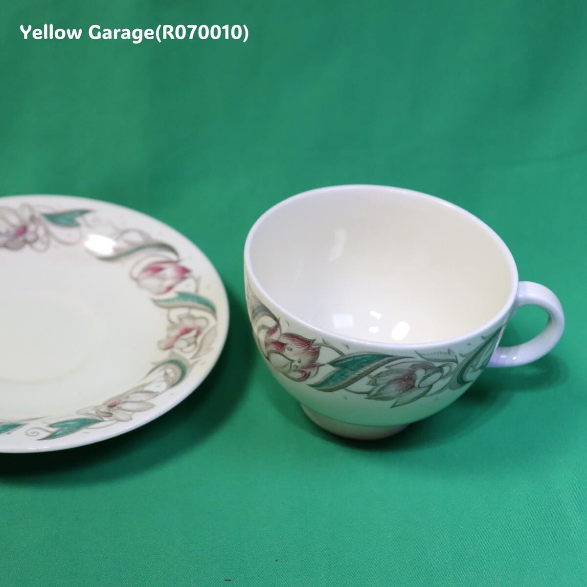 イギリスを代表する陶磁器デザイナー、Susie Cooper（スージー・クーパー） によるヴィンテージのカップ＆ソーサー