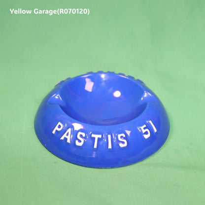 フランスのアニス系リキュールである「PERNOD 45」と「PASTIS 51」の2つのブランド名がデザインされた非常に珍しいダブルロゴ仕様のヴィンテージ灰皿＿全体挽き