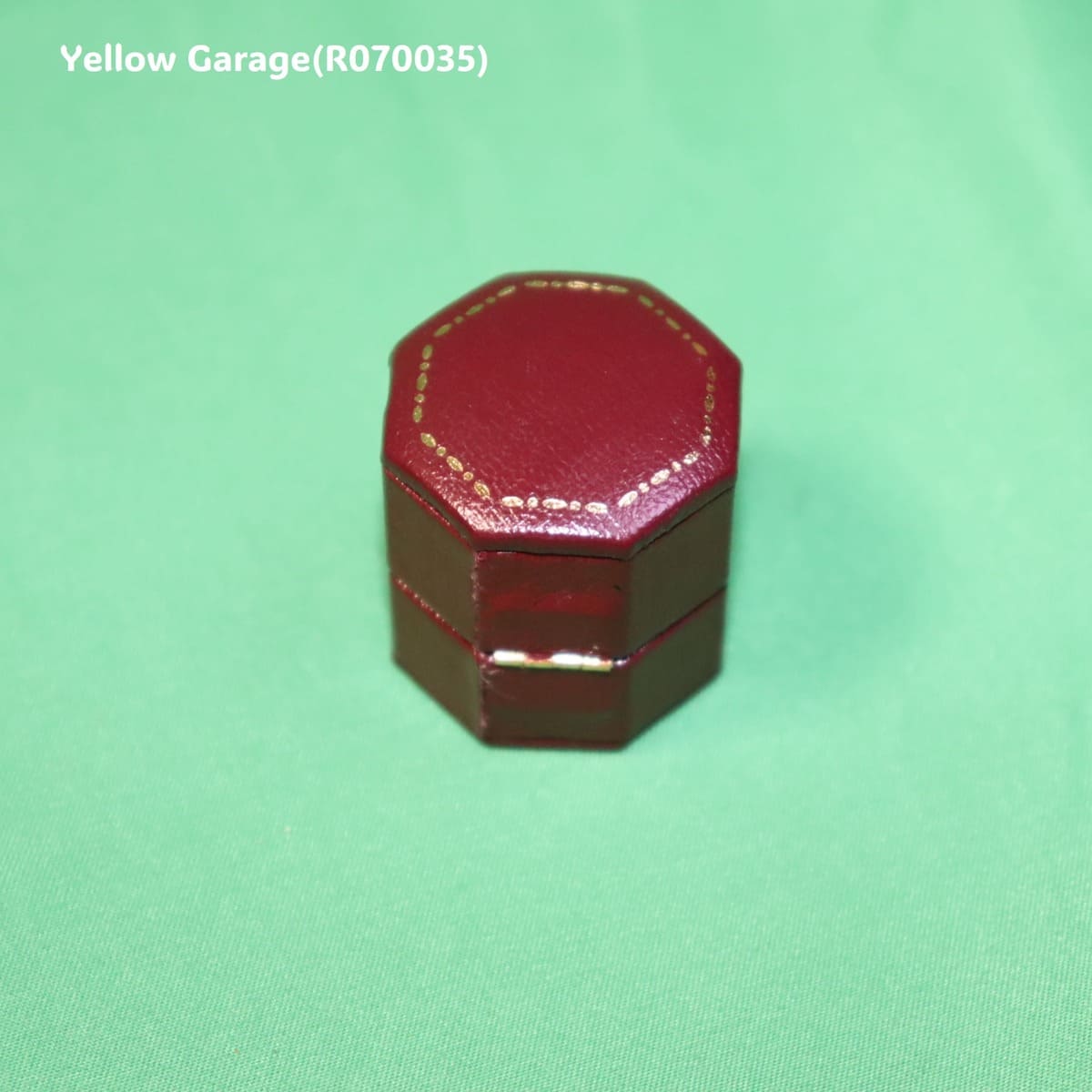 ヴィンテージ イギリス製 9金 一文字ジルコニアリング（専用ケース付き）