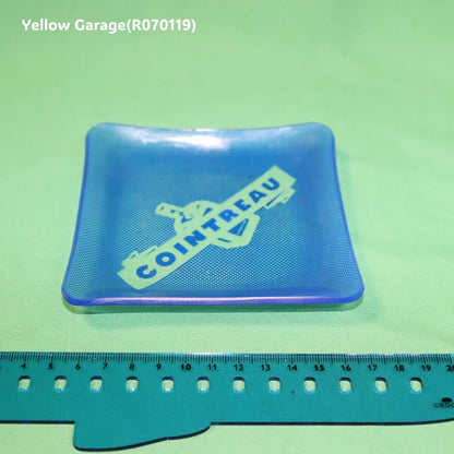 フランスの有名オレンジリキュール「COINTREAU（コアントロー）」のロゴがデザインされたヴィンテージのガラス製トレイ＿サイズ