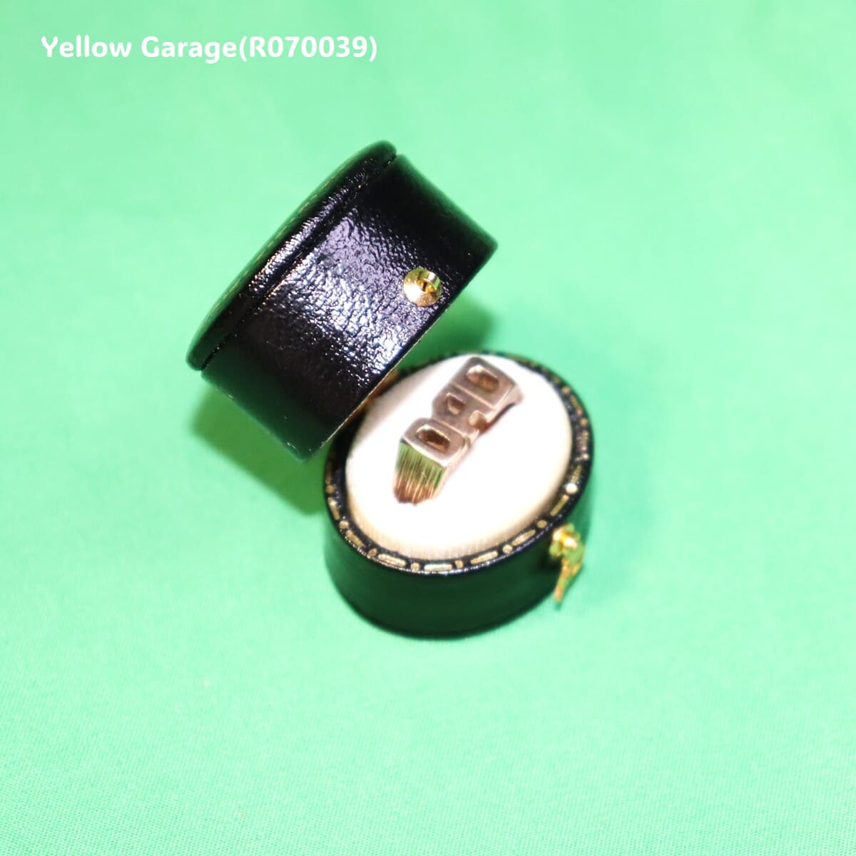 イギリスヴィンテージ 9金「DAD」メンズリング（刻印あり・ケース付き）