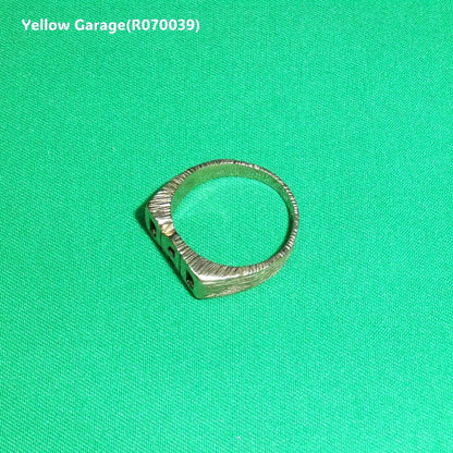 イギリスヴィンテージ 9金「DAD」メンズリング（刻印あり・ケース付き）