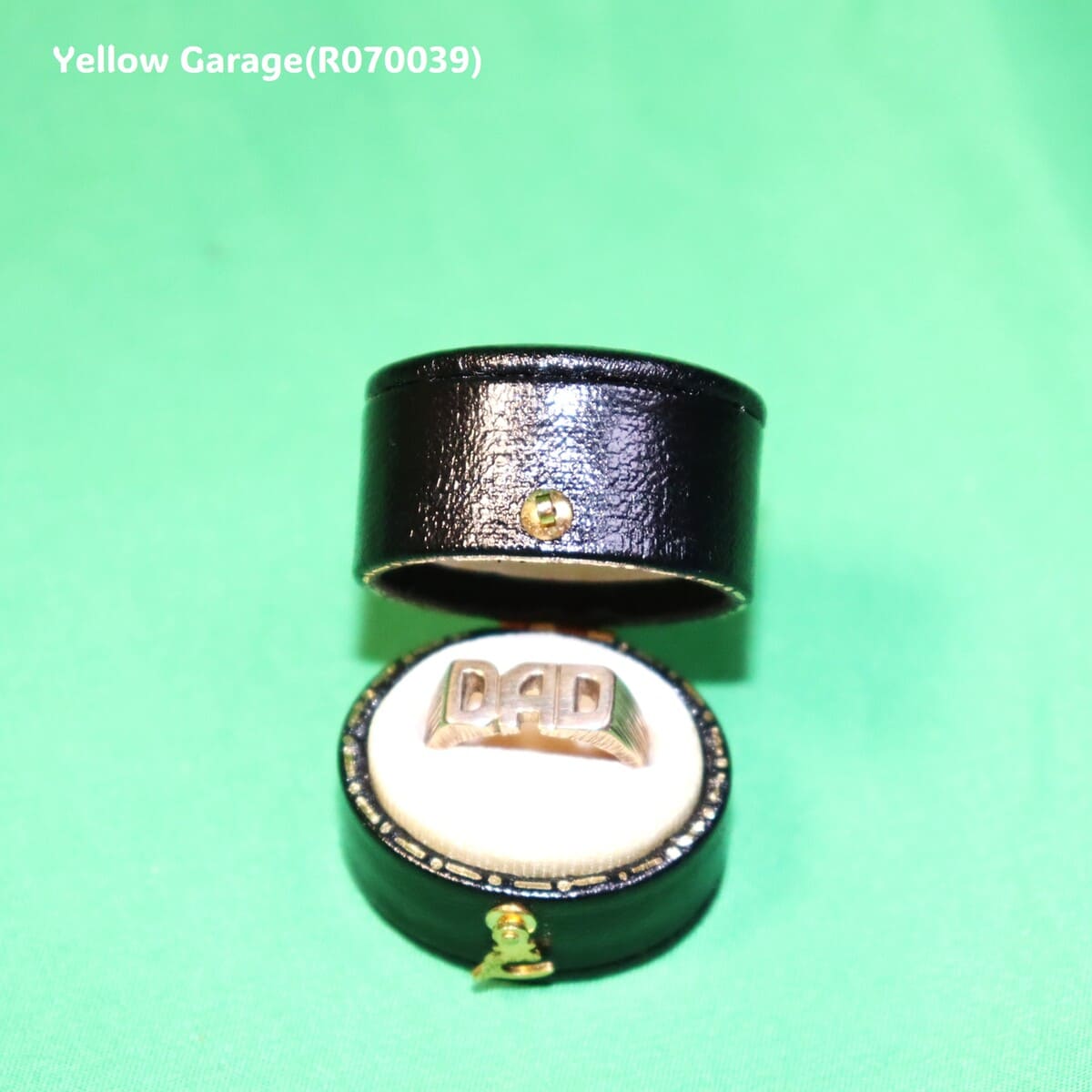 イギリスヴィンテージ 9金「DAD」メンズリング（刻印あり・ケース付き）