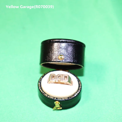 イギリスヴィンテージ 9金「DAD」メンズリング（刻印あり・ケース付き）