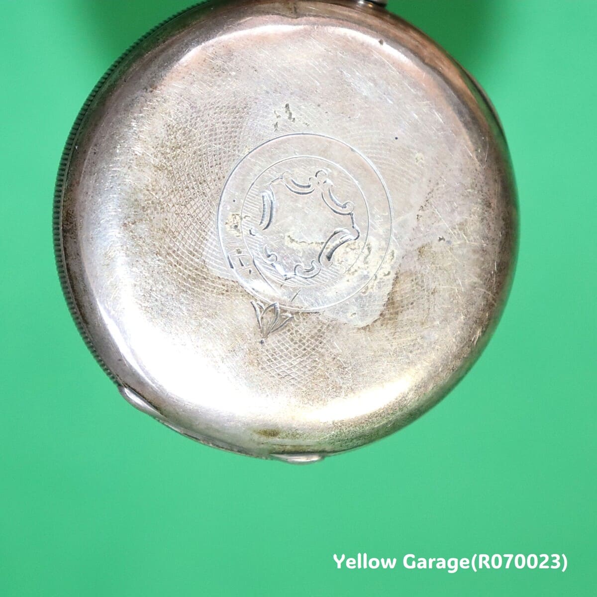 アメリカの精密 × イギリスの銀細工