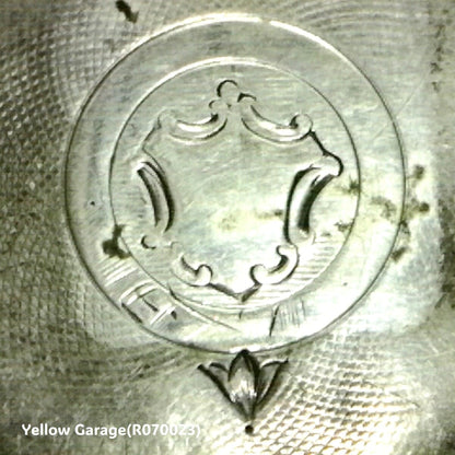 アメリカの精密 × イギリスの銀細工