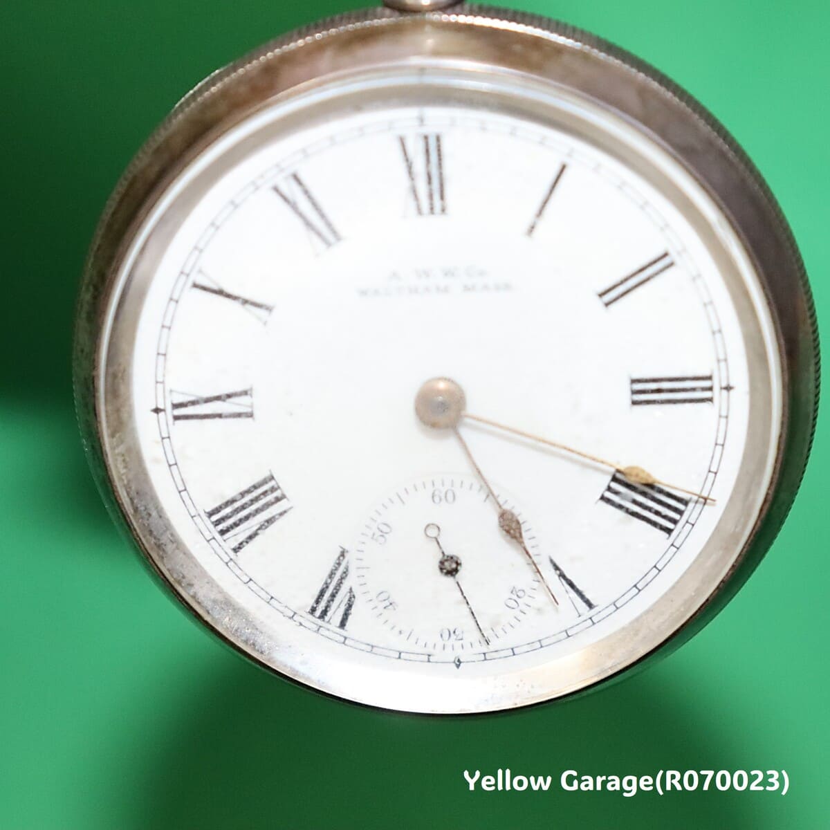 アメリカの精密 × イギリスの銀細工